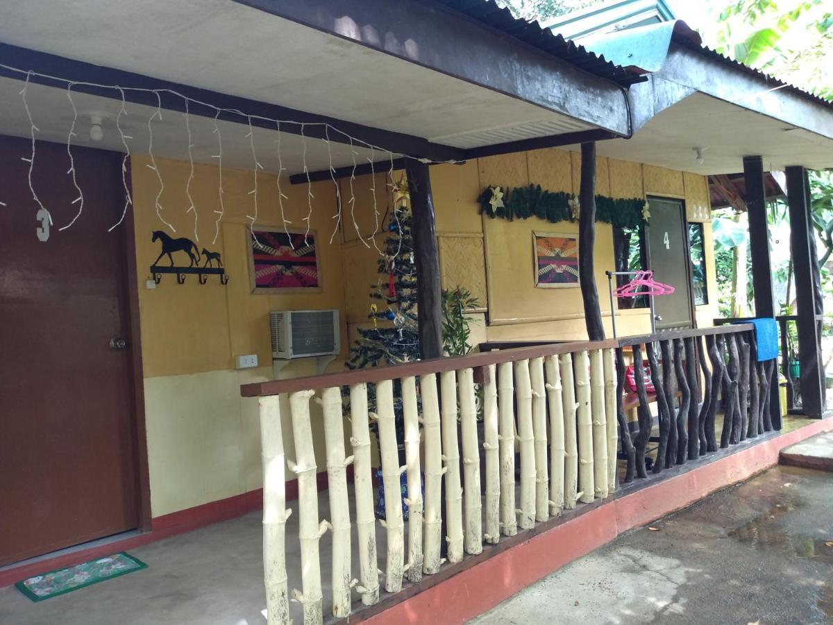 Ennas Place Coron Exterior photo