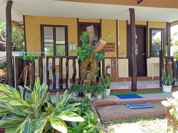 Ennas Place Coron Exterior photo